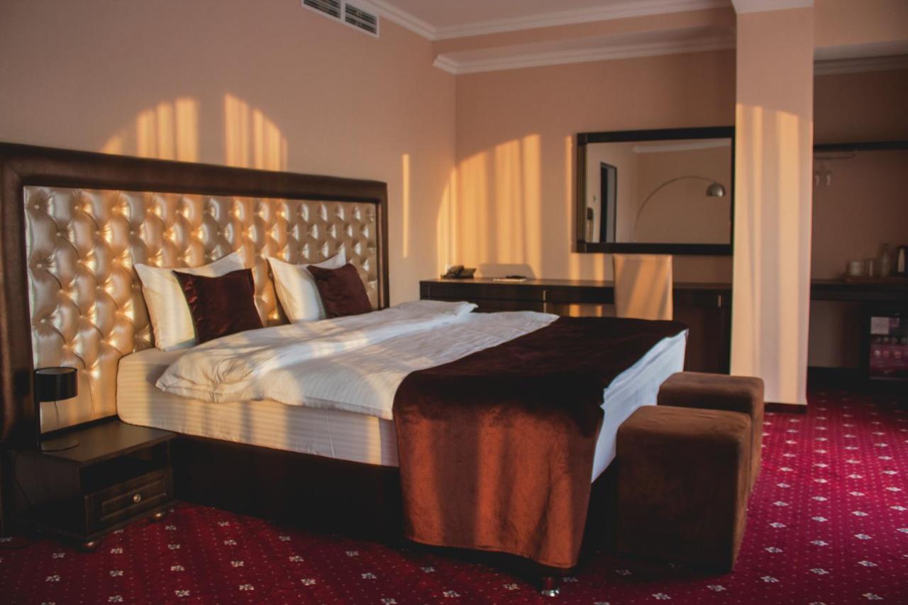Bernardazzi Grand Hotel 키시나우 외부 사진