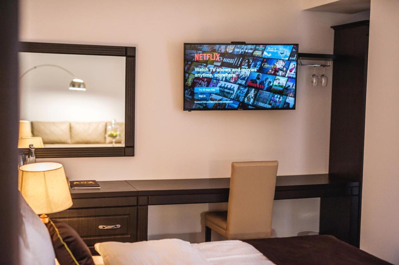 Bernardazzi Grand Hotel 키시나우 외부 사진