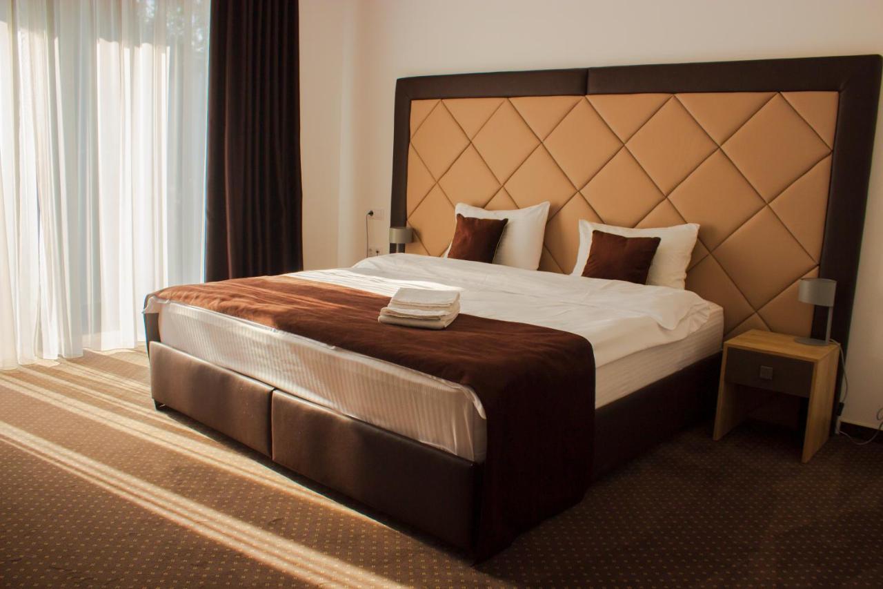 Bernardazzi Grand Hotel 키시나우 외부 사진