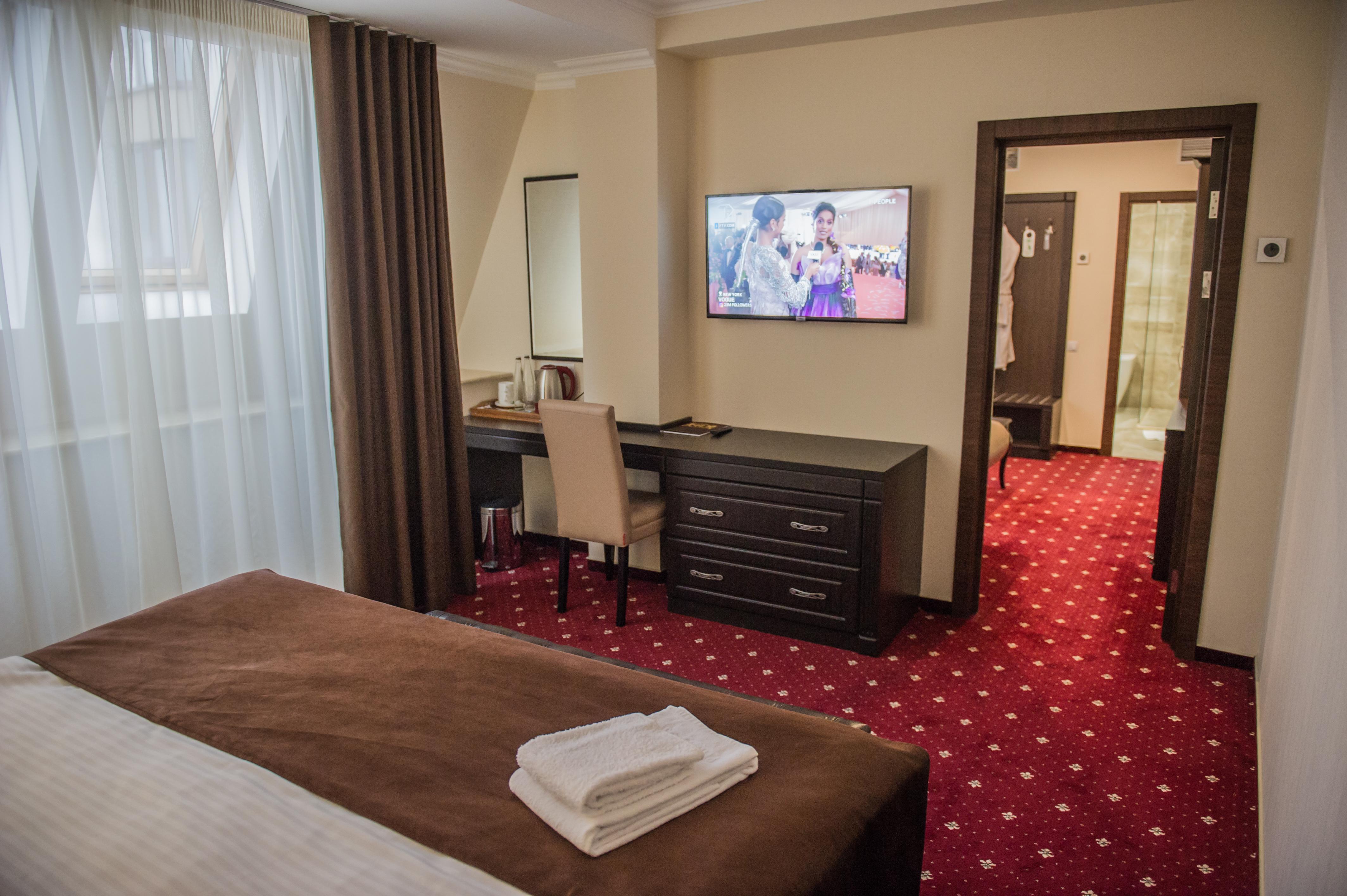 Bernardazzi Grand Hotel 키시나우 외부 사진