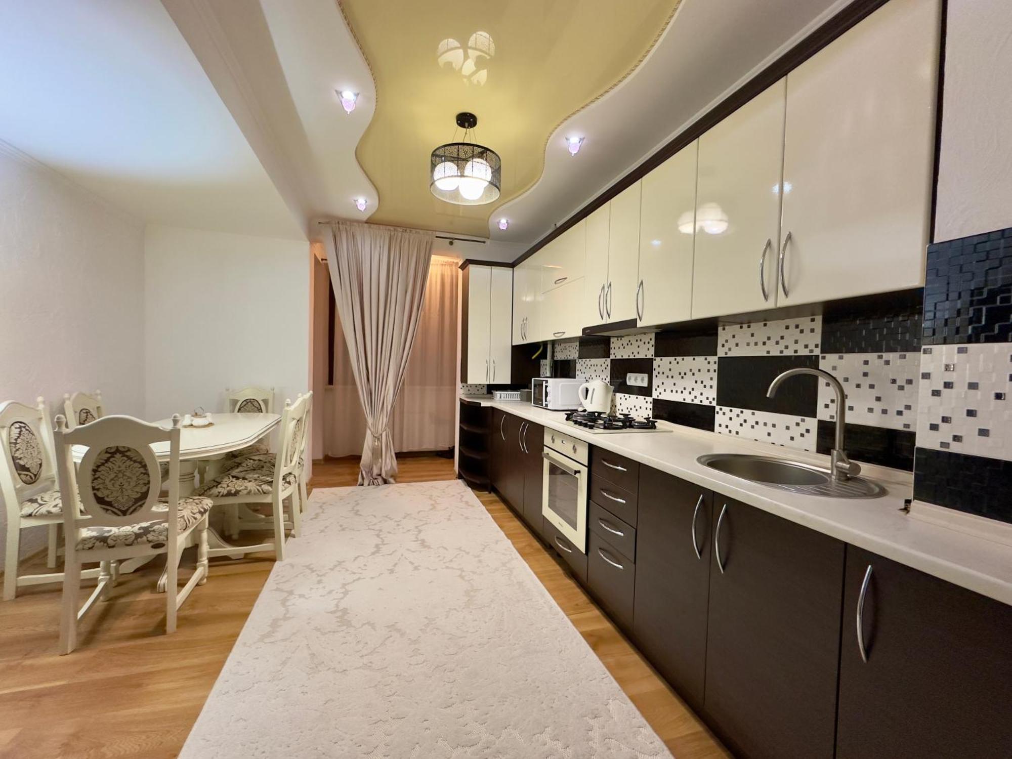 Bernardazzi Grand Hotel 키시나우 객실 사진