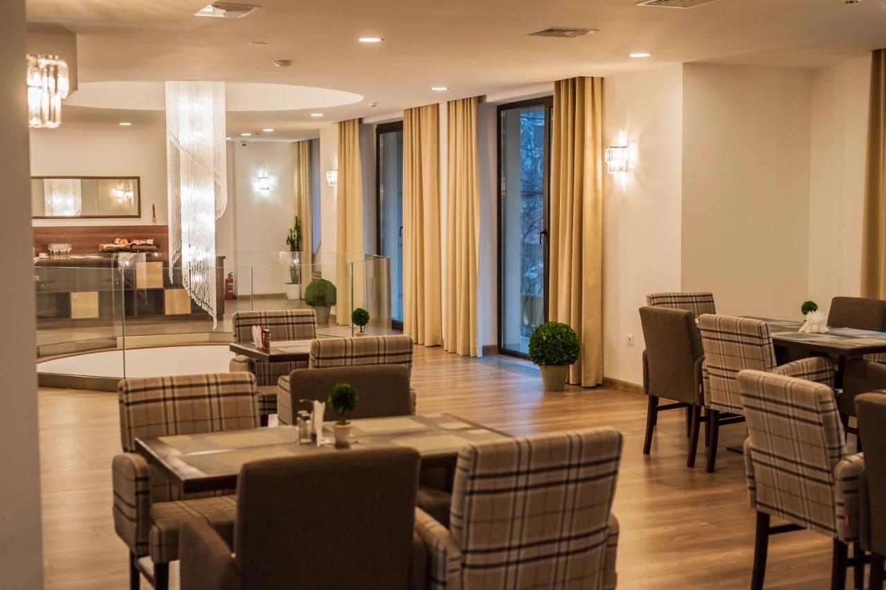 Bernardazzi Grand Hotel 키시나우 외부 사진
