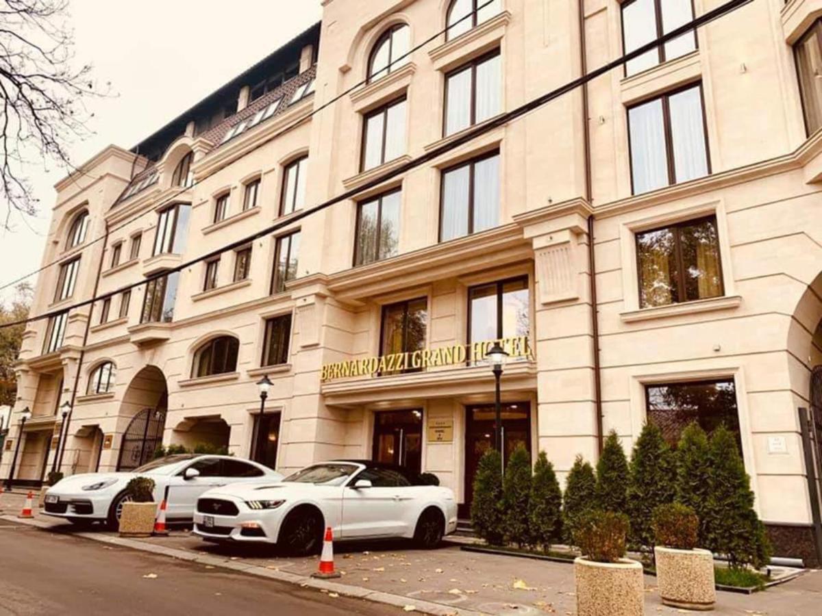 Bernardazzi Grand Hotel 키시나우 외부 사진