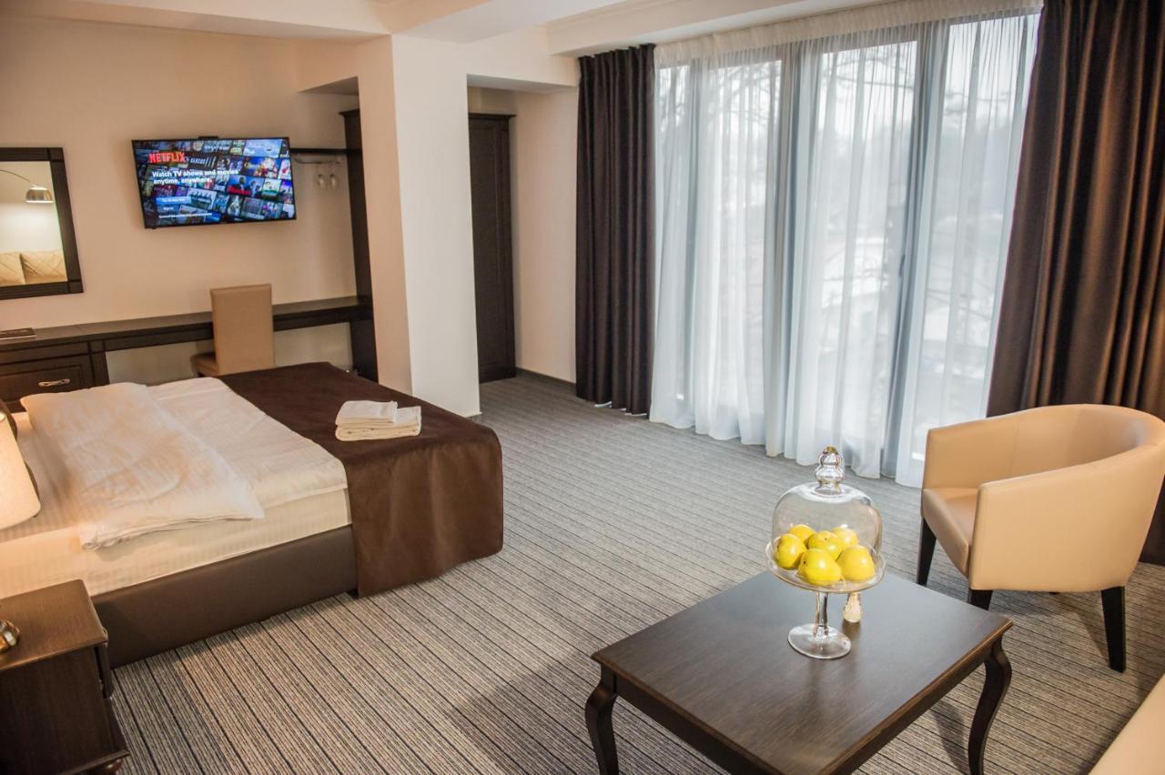 Bernardazzi Grand Hotel 키시나우 외부 사진